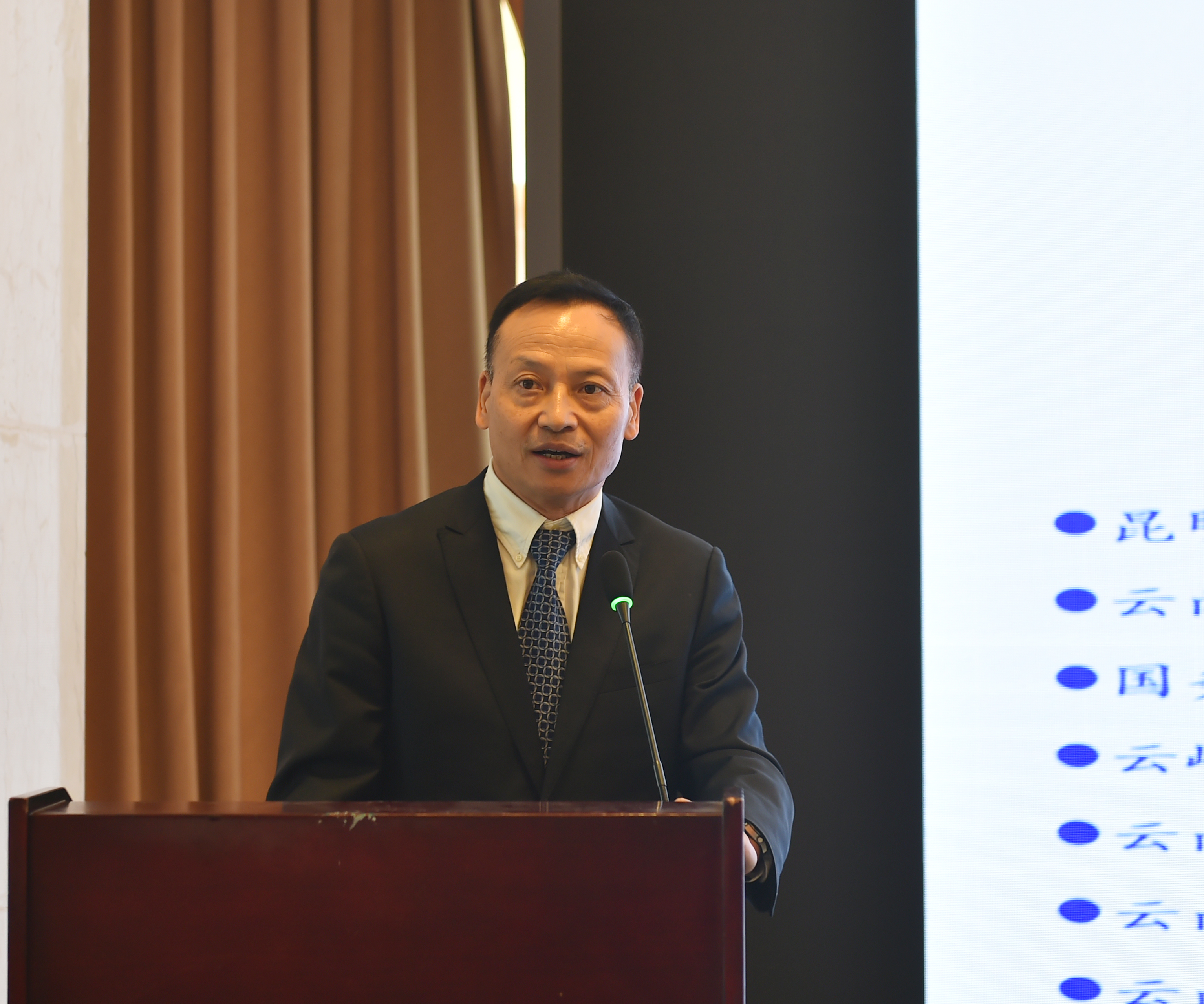 16937945909865.jpg 16937945909865.jpg